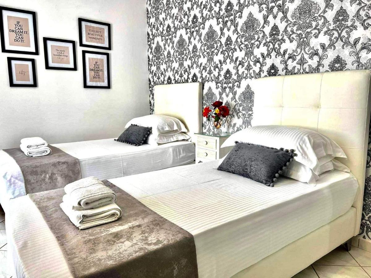 Orianna Suites Skiathos Exterior foto